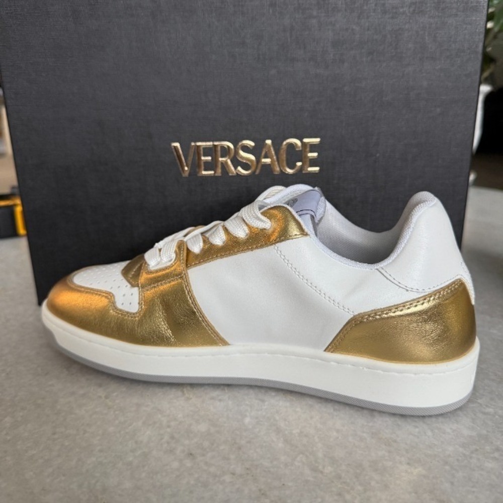 Versace Medusa Gold/White Leather Women's Sneaker Shoe, 1014316, sz 37.5 - Picture 5 of 10